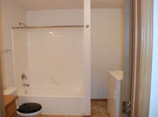 Photo - 4 bed 2 bath multi-level in Central CDA ( new carpet)