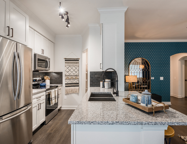 Building Photo - 8150 Willancy Ln Unit 330.3 Rental