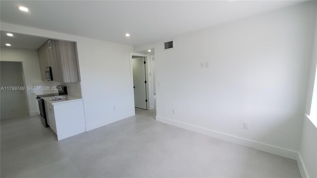 Photo - 6201 SW 22nd St Unit 1