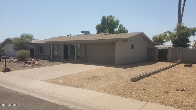 Photo - 3719 W Hearn Rd