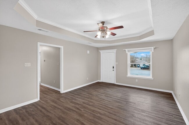 Photo - 1402 Western Oaks Ct