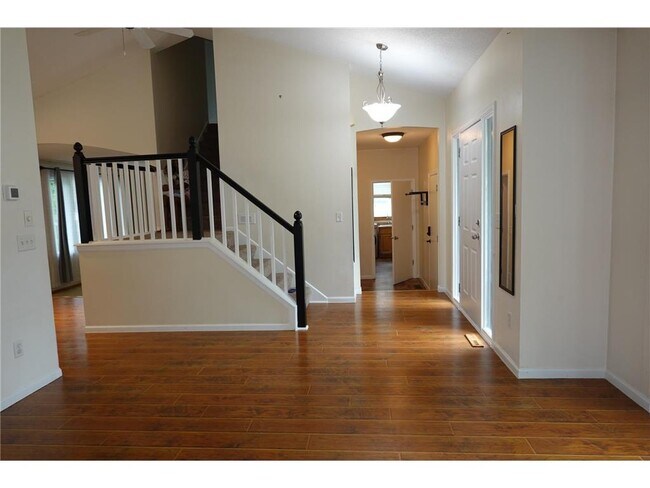 Photo - 4602 Pierce St NE