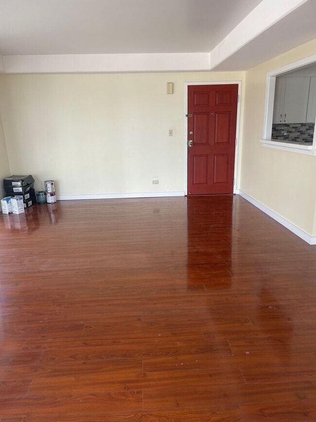 Photo - Ala Moana 2 Bedroom with Ocean Views
