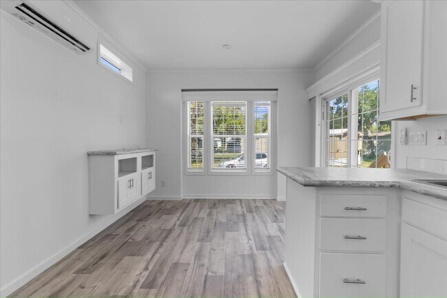 Photo - 11240 N Northwood Dr