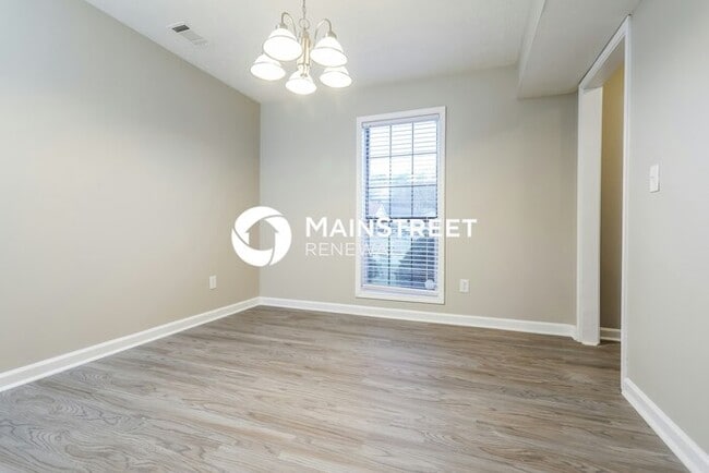 Photo - 3 Bedroom Pet-Friendly Home in Stone Mountain, GA with Main Street Renewal