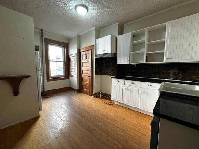 138 Kensington Ave Unidad 1