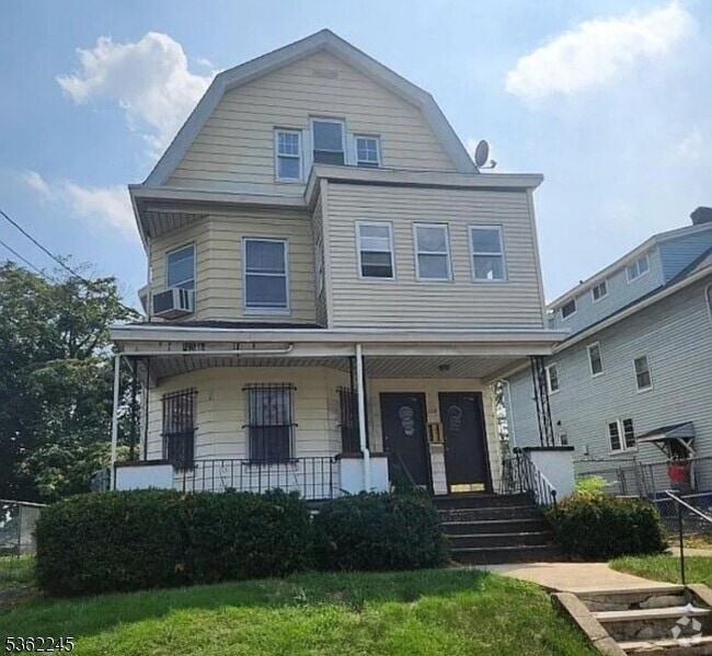 Building Photo - 108 Nesbit Terrace Rental