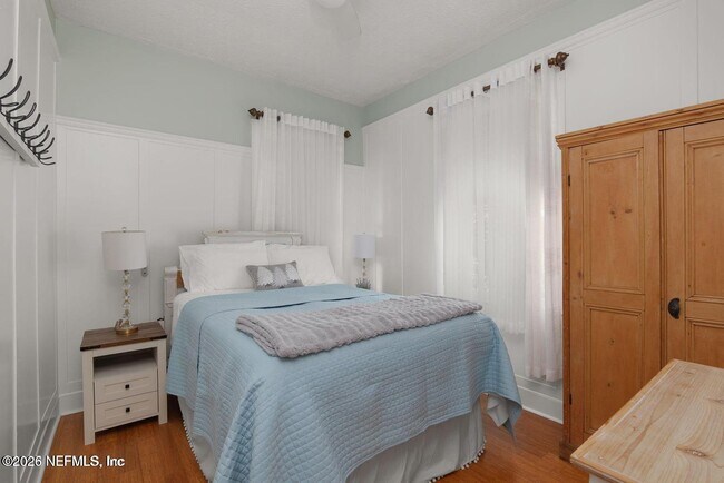 Photo - 251 Charlotte St