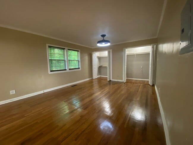 Primary Bedroom - 3483 Napoleon St