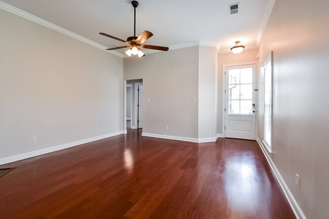 Photo - 7393 Brentridge Dr