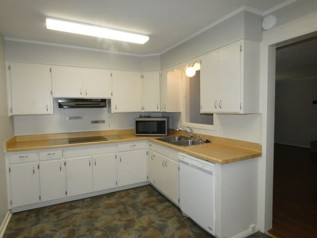 Photo - 4801 NW 61st St