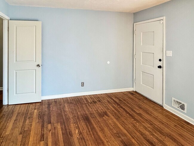 Photo - Spacious 3 BR/2 BA in Powder Springs!