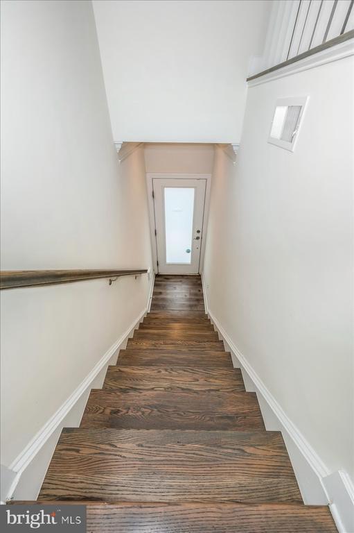 Photo - 45366 Daveno Square