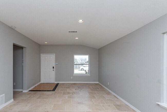 Photo - 3909 Mantis St