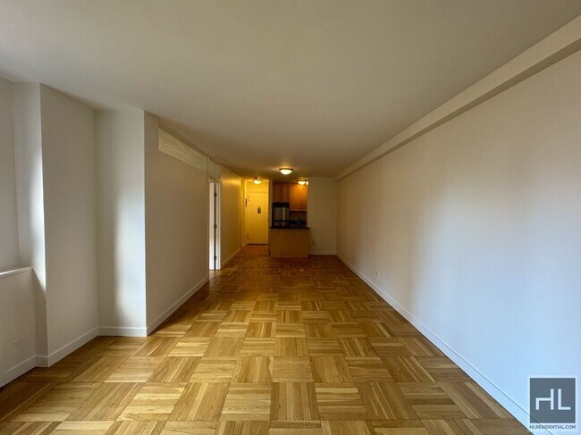 Photo - East 79th Street Unit 9O