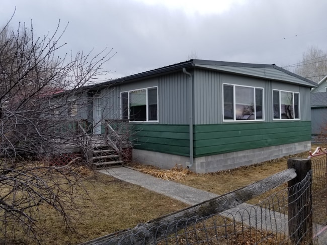 Building Photo - 24 E Adams St