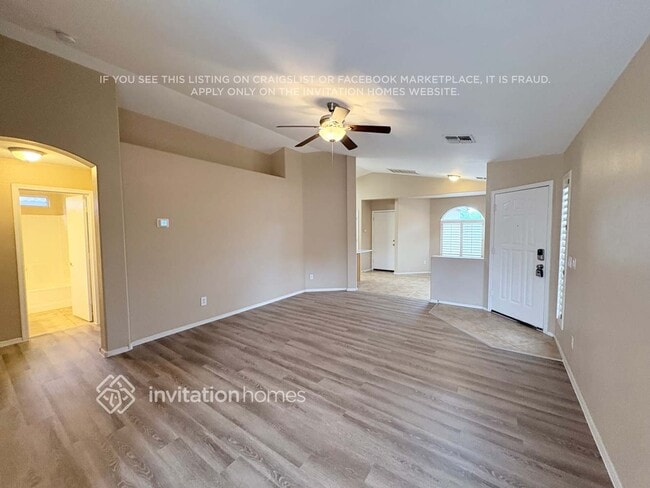 Photo - 6551 E Auburn St