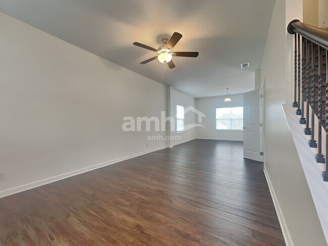 Photo - 4845 Billingsgate Ln