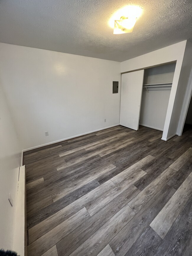 1261 Green Valley Dr Unit D