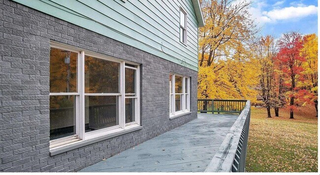 Photo - 423 W Dryden Rd