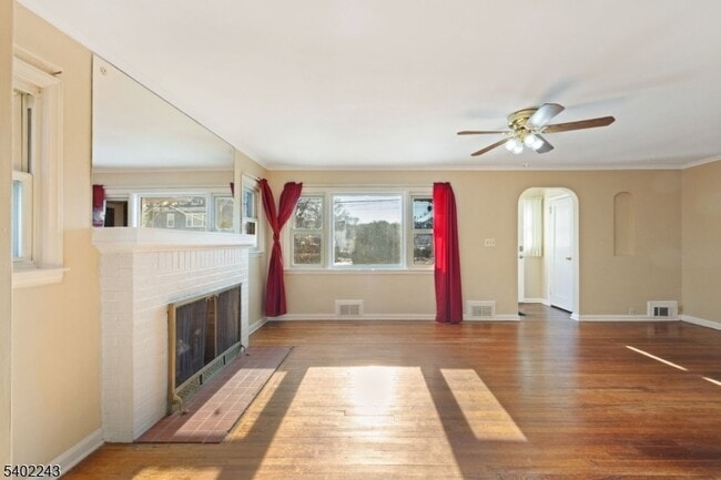 Photo - 298 Newark Ave