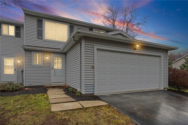 Building Photo - 49 Bucklebury Hill