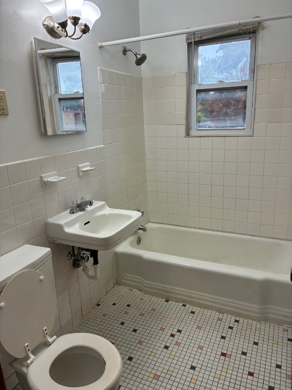 Photo - 8936 Newton Ave S Apartamento Unidad 8