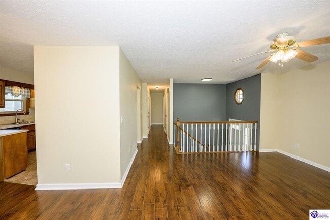 Photo - 413 Ridgecrest Rd