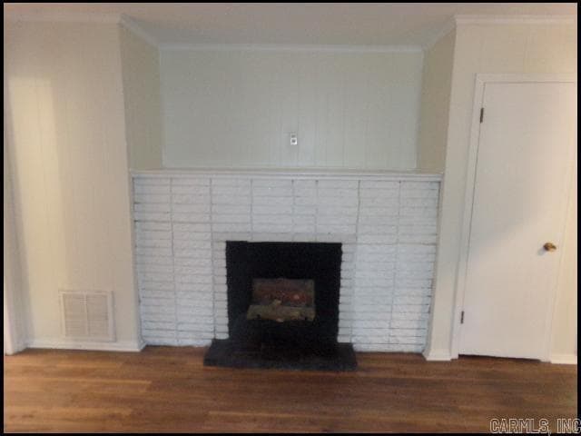 Photo - 408 Pickwick Ln