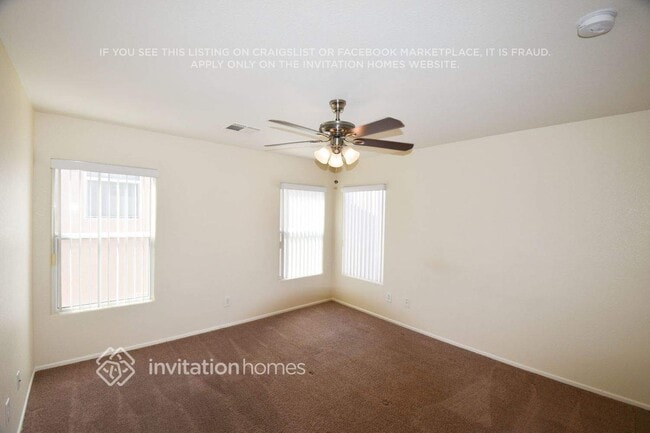 Photo - 701 Jewel Tower St