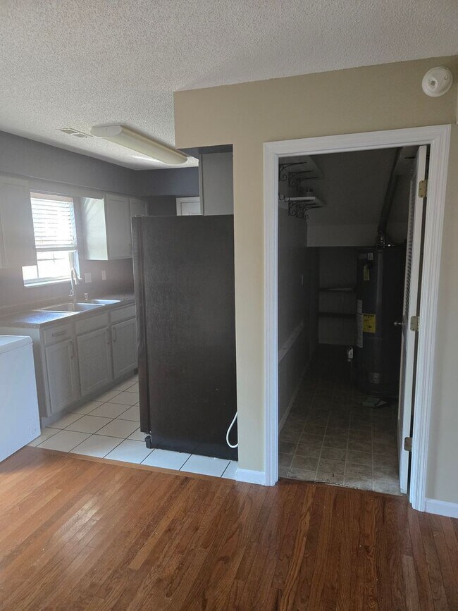 Photo - Spacious 2-Bedroom Condo in Johnson City