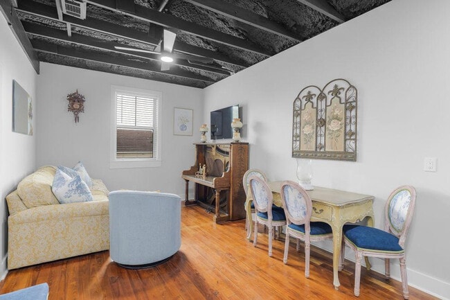 Photo - 156 Camellia St Unidad ID1267796P