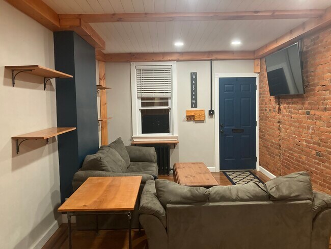 Photo - 2309 Gaul St