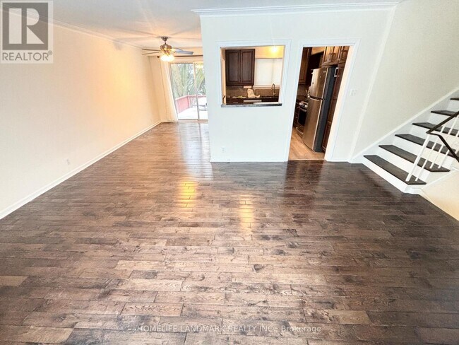 Photo - 27 Arrowflight Dr