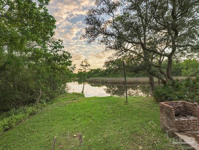 Photo - 609 Dog Track Rd