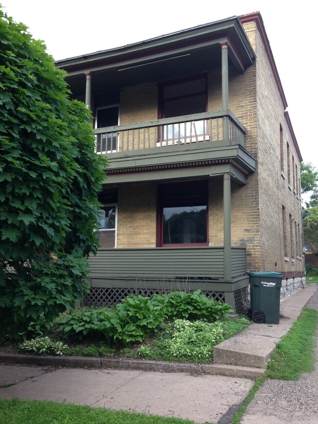 Building Photo - 216 Ann St Unit 1