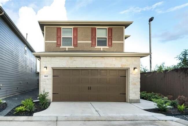 Photo - 1842 Commons Hill Ln Casa
