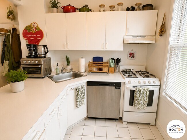 Photo - 530 Cambridge St Unit 1