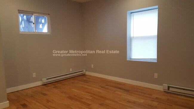 Photo - 535 E 8th St Unidad 2