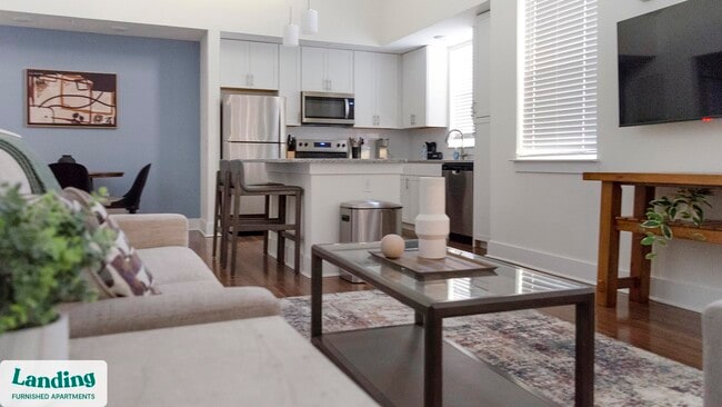 Photo - 901 Kelly Green Ln Unidad 10205