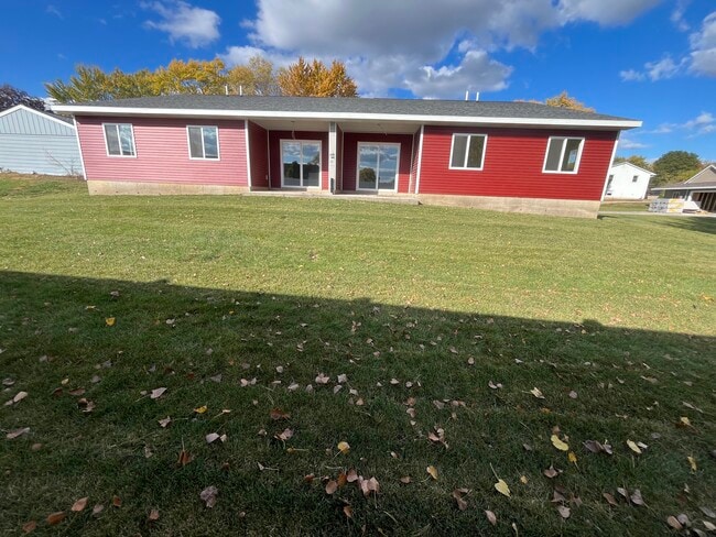 Photo - 1800 Sheldon Ave