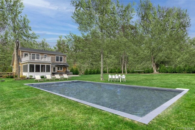 Photo - 1700 Cedar Dr