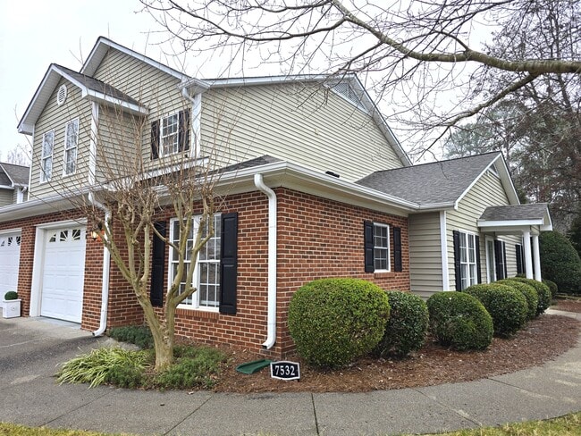 Photo - 7532 Riverside Ct