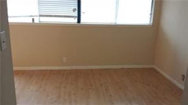 Photo - 2404 Longview St Unit 202