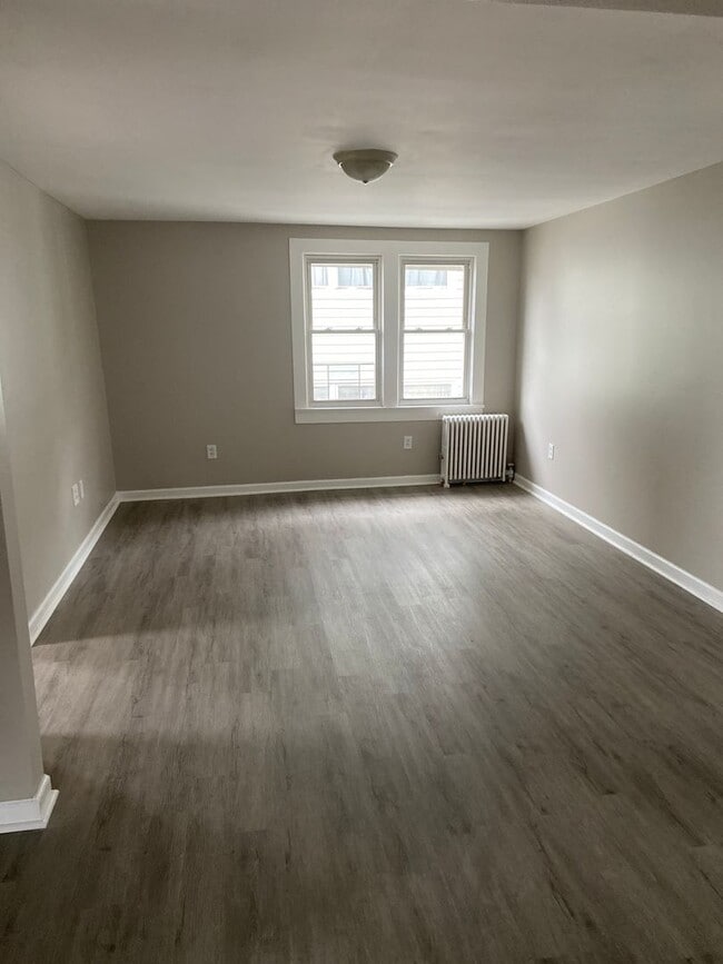 Photo - 142 Walnut St Unit 142 Walnut St - 2F