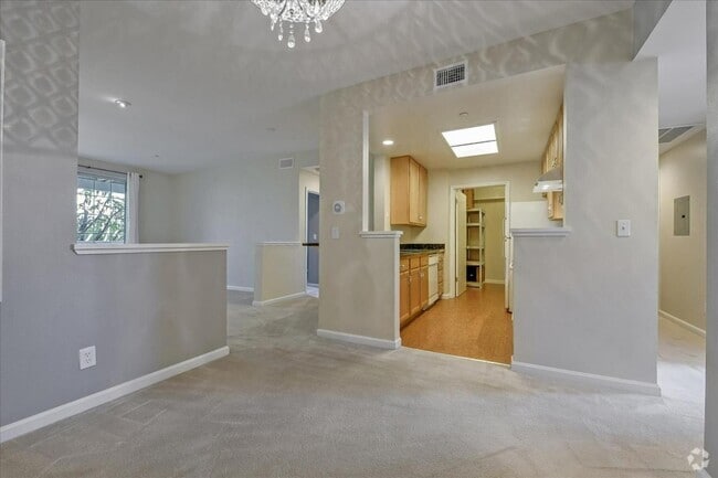 Building Photo - 617 Arcadia Ter Unit 205 Rental