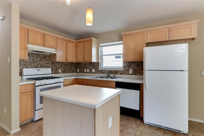 Photo - 15301 Ora Ln