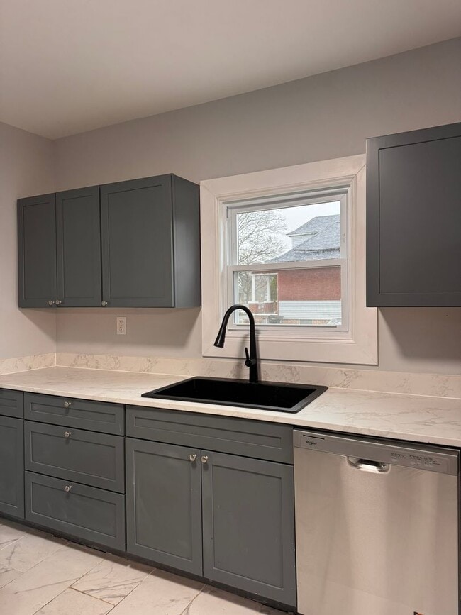 Photo - Fully Updated 3 Bedroom - 1 bathroom - $1,295