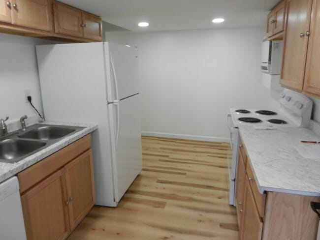 Building Photo - 69 E Louther St Unit 69D Rental