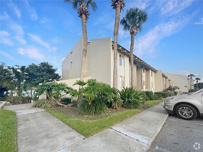 Building Photo - 626 Orange Dr Unit 243 Rental